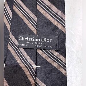 Low Start Christian Dior Silky Tie